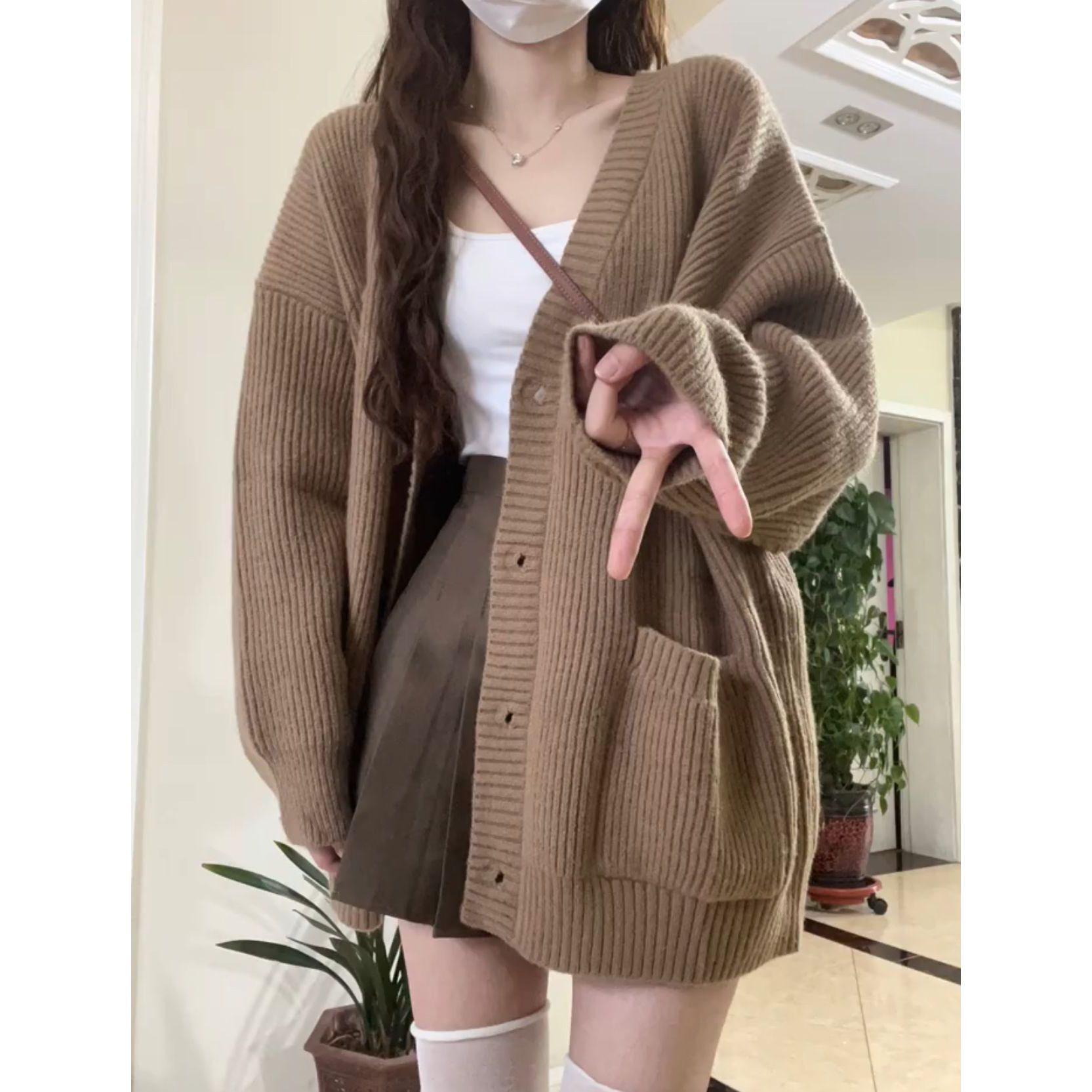 2025高级感慵懒风V领毛衣外套开衫女春秋款韩版中长款针织衫上衣
