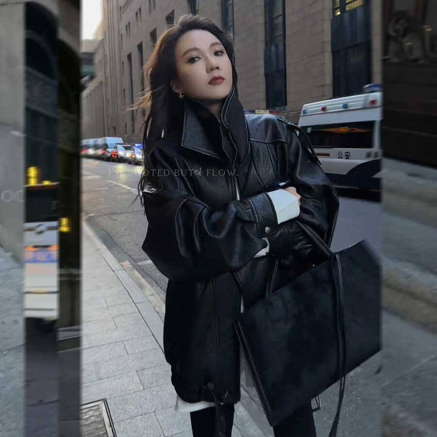 黑色休闲皮衣外套女春冬款设计感翻领pu皮机车服外套宽松夹克外套