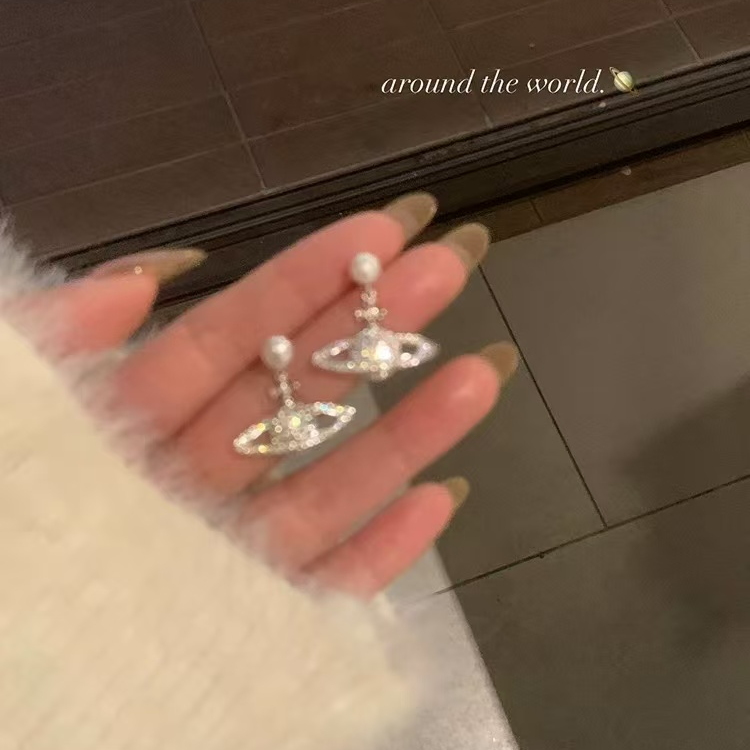 铜合金仿珍珠耳饰 春夏法式轻奢满锆星球珠珠耳环女气质耳针耳饰