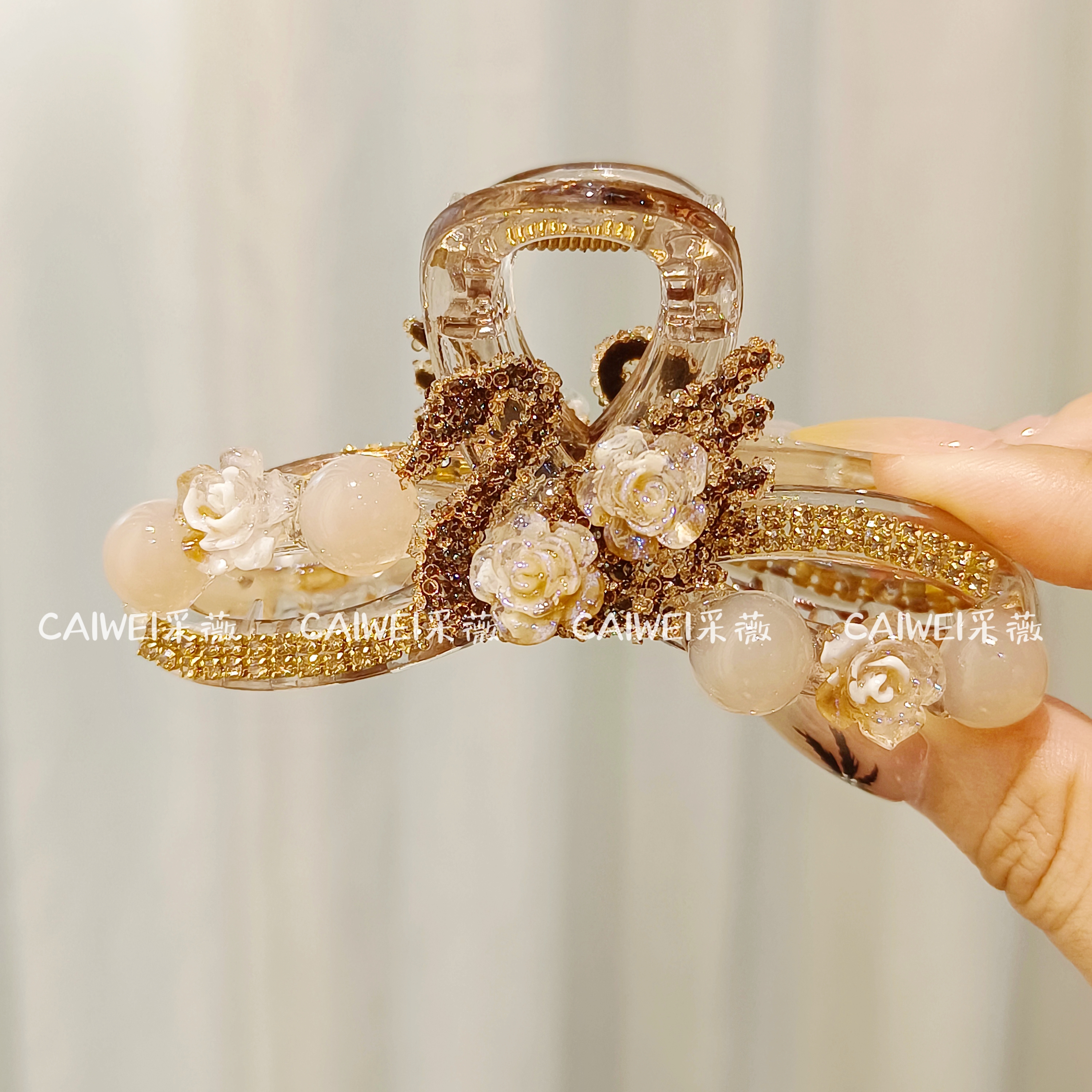 A1097秋冬新款珠珠山茶花天鹅抓夹9cm精致优雅百搭气质抓夹