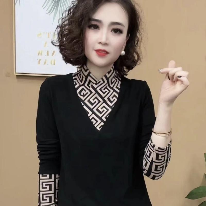 冬季时尚撞色半高领显瘦百搭保暖打底上衣长袖假两件秋冬网红气质