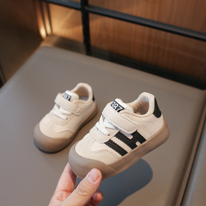 巴拉童年优选宝宝新款软底皮面学步鞋2024春秋婴幼儿0-1-3岁男童