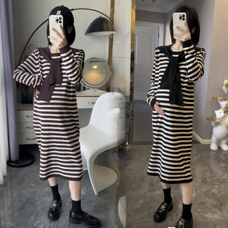 孕妇连衣裙春秋冬新款针织毛衣裙子披肩宽松时尚显瘦中长款套装女