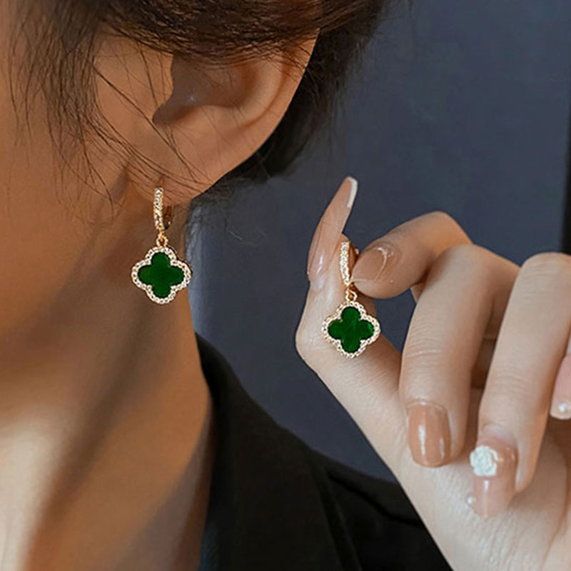 铜合金耳饰 奥特莱斯18K金轻奢镶钻耳钉耳扣女时尚气质四叶草耳环