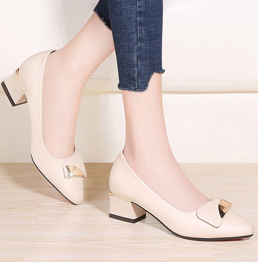 高跟鞋女鞋粗跟2024新款浅色中跟喜妈妈鞋喜婆婆软皮皮鞋婚宴单鞋