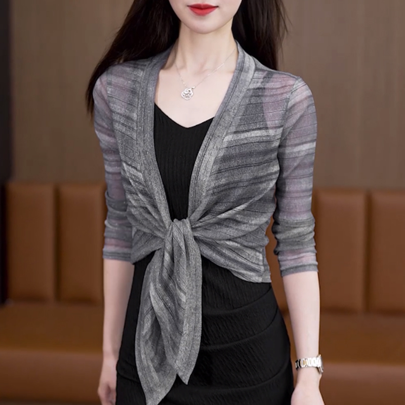 2025新款夏季防晒开衫披肩短款大码搭吊带裙外套薄款防晒开衫上衣