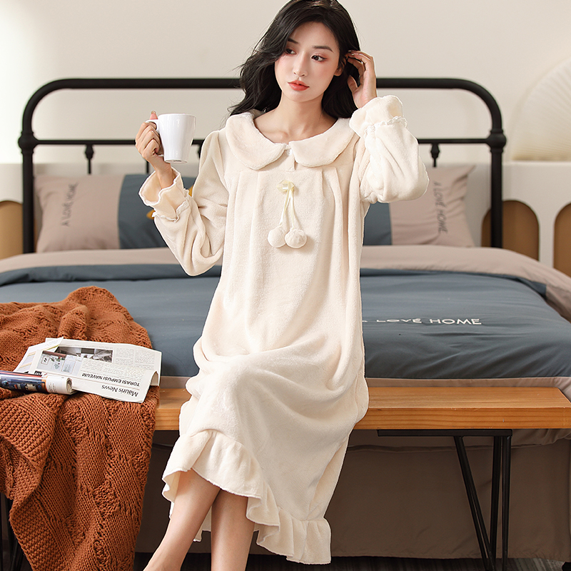 法兰绒睡裙女冬季长款宽松甜美纯色加厚加绒大码珊瑚绒家居服