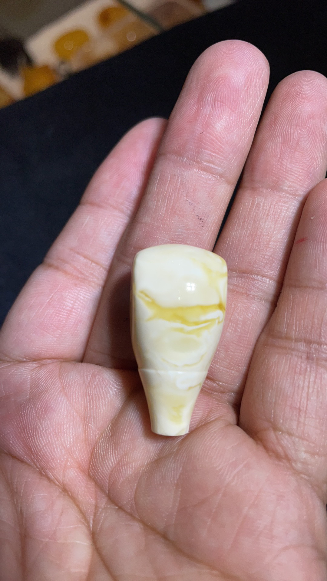 蜜蜡三通配饰白花蜜5.41g33.9×17.3×16.2 mm。女款男士饰品