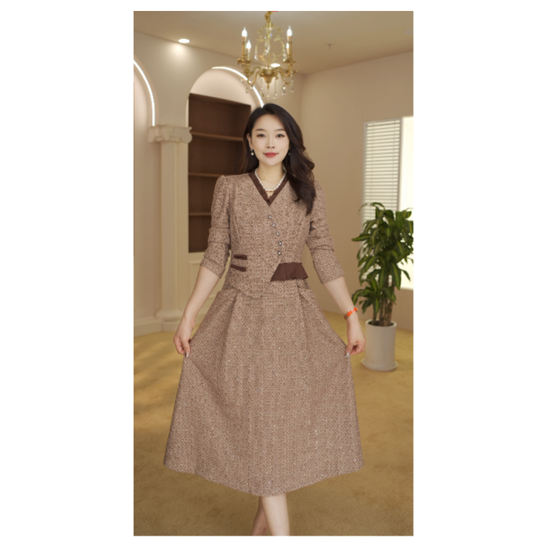 高端洋气连衣裙秋季新款收腰显瘦遮肉气质减龄时尚中长款裙子