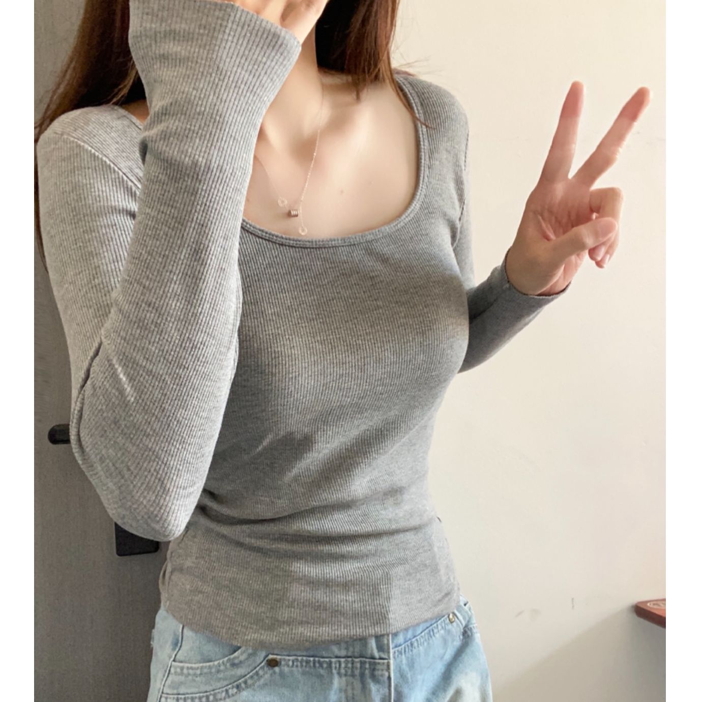 螺纹方领长袖t恤女秋冬百搭磨毛保暖修身打底衫带胸垫外穿上衣