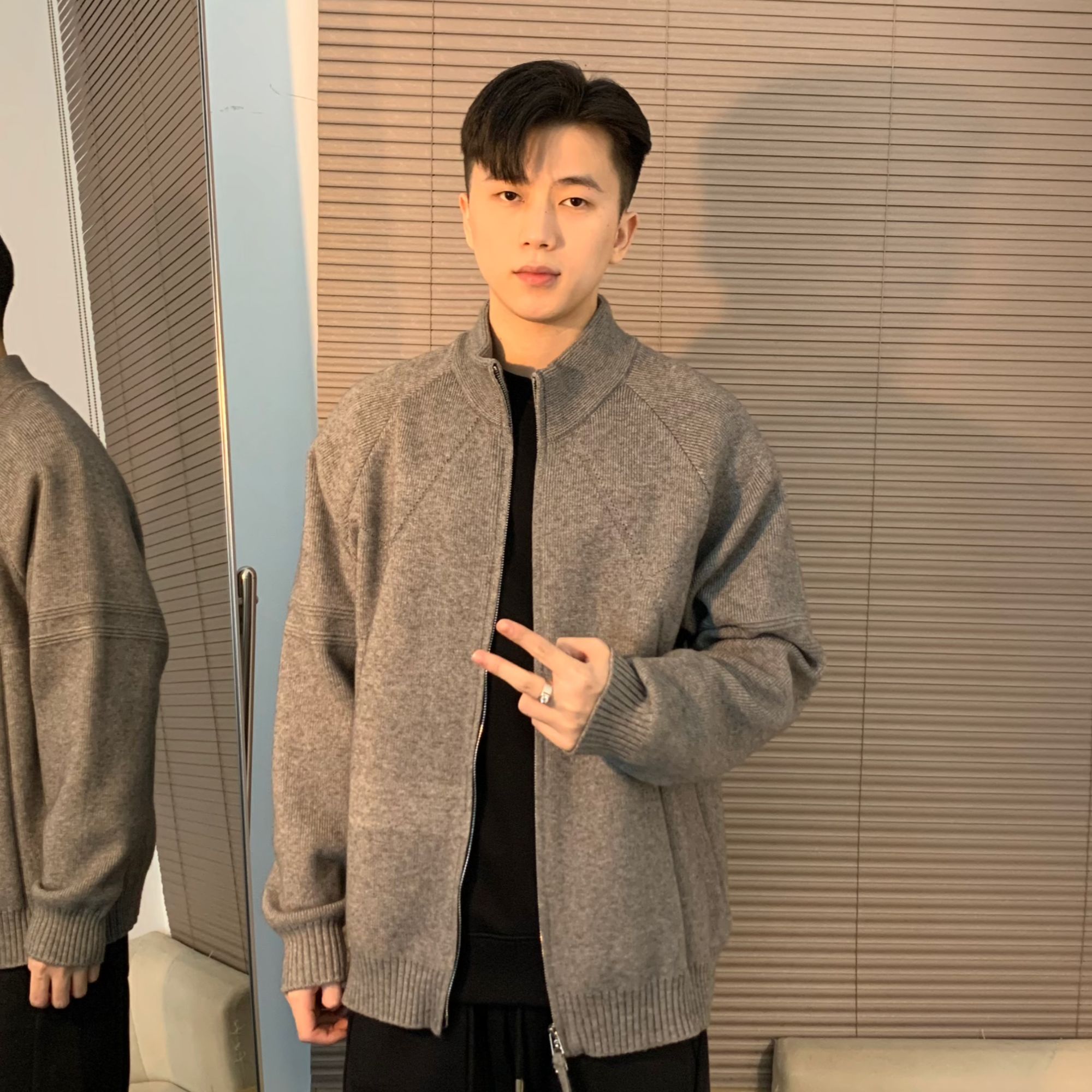 QinADe秋冬纯色针织开衫新款设计感休闲百搭立领毛衣外套男777