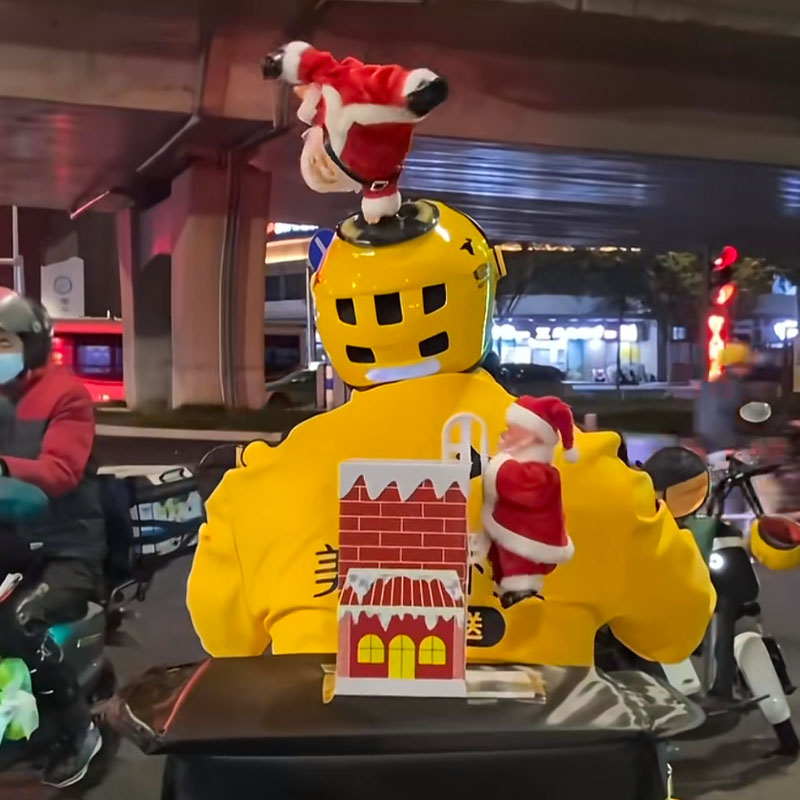 红红火火爬烟囱圣诞老人可以平放摩托车装备配件装饰盖帽配饰玩具