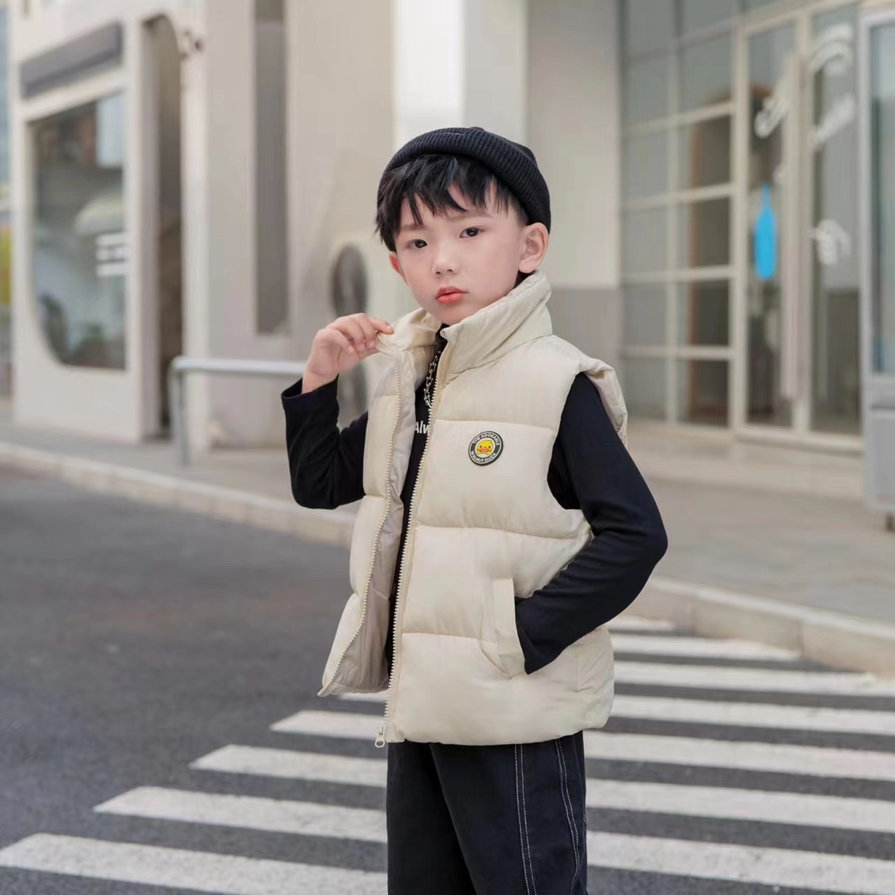 2025小黄鸭冬季儿童棉马甲时尚男女宝外穿加厚保暖背心中大童马夹