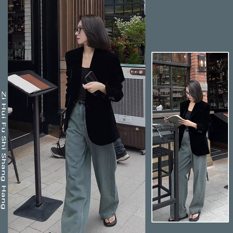 黑色金丝绒西装短款外套2025秋季秋装新款气质高级套装复古上衣女