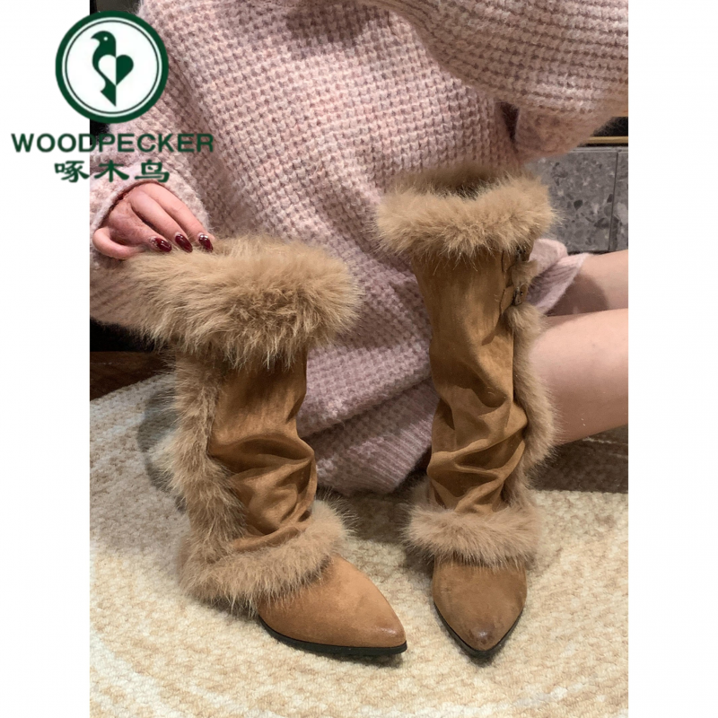 啄木鸟毛绒长筒雪地靴女2025新款冬季加绒保暖雪地棉鞋尖头高筒靴