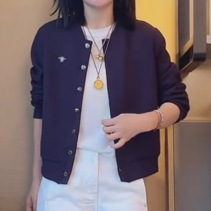 【蜜蜂外套】2025早秋新款蜜蜂刺绣圆领百搭外套LK2506721