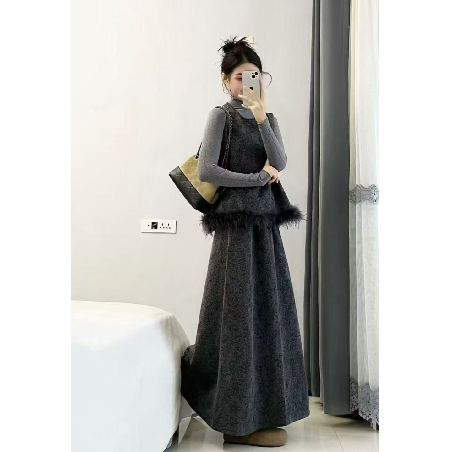 2026秋冬新款韩系复古小香风毛呢马甲打底衫搭配半身裙气质三件套