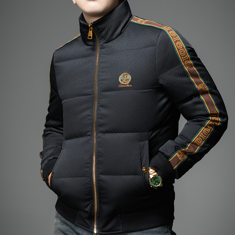 韦内卡彻立领轻薄羽绒服男新款冬季短款保暖防寒外套潮流休闲男装