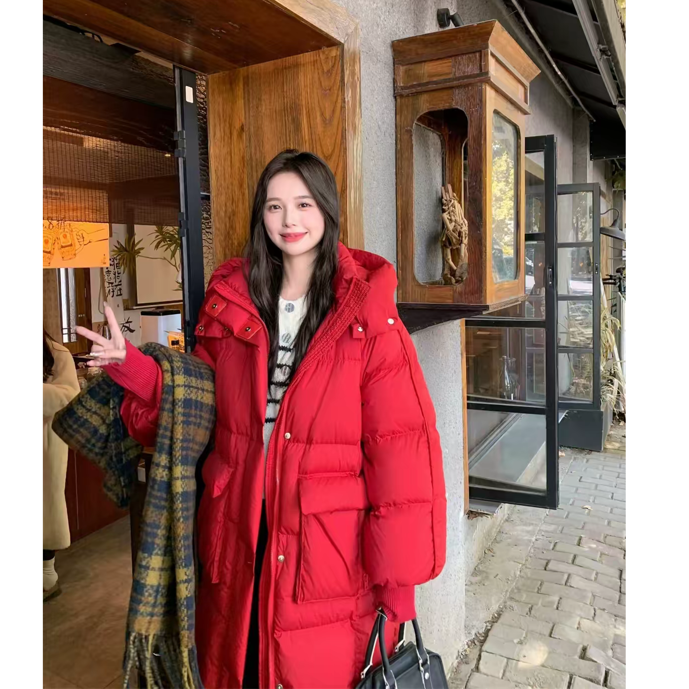 中长款连帽纯色长款休闲风红色情侣宽松时尚