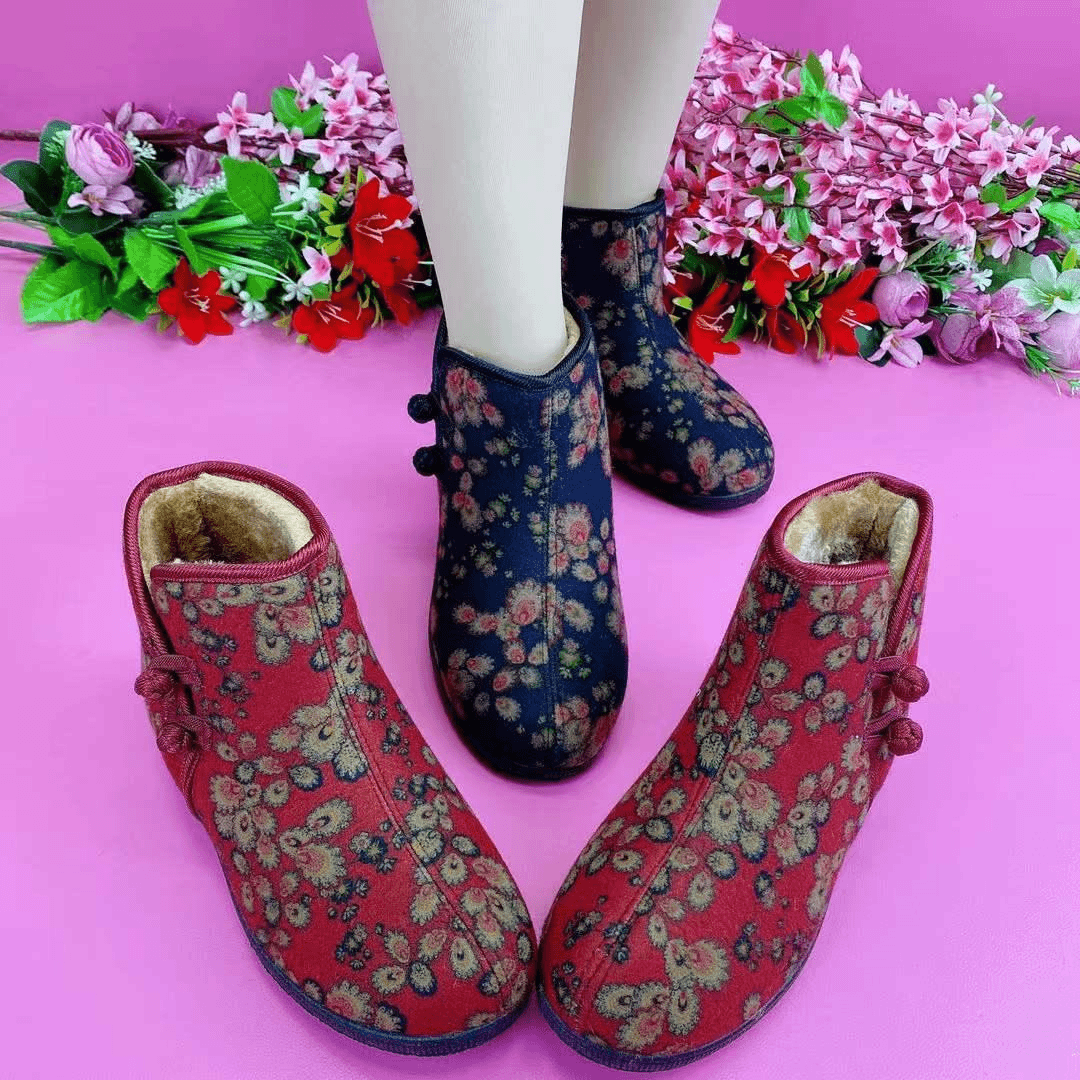 冬季新款老北京布鞋加绒加厚大棉雪地靴保暖女士老人妈妈棉靴