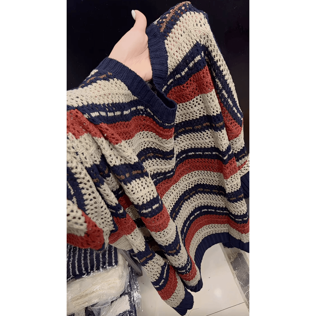 韩系拼色条纹镂空圆领针织衫女装秋季新款减龄显瘦超好看减龄上衣