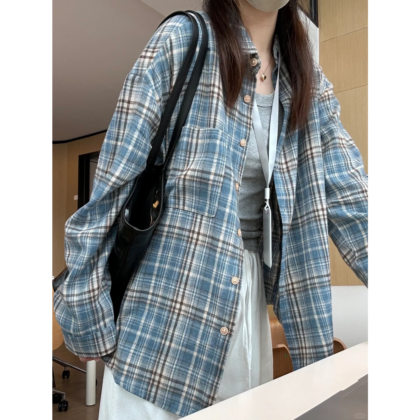 蓝色格子磨毛衬衫女2025秋季新款韩版宽松休闲百搭长袖衬衣外套