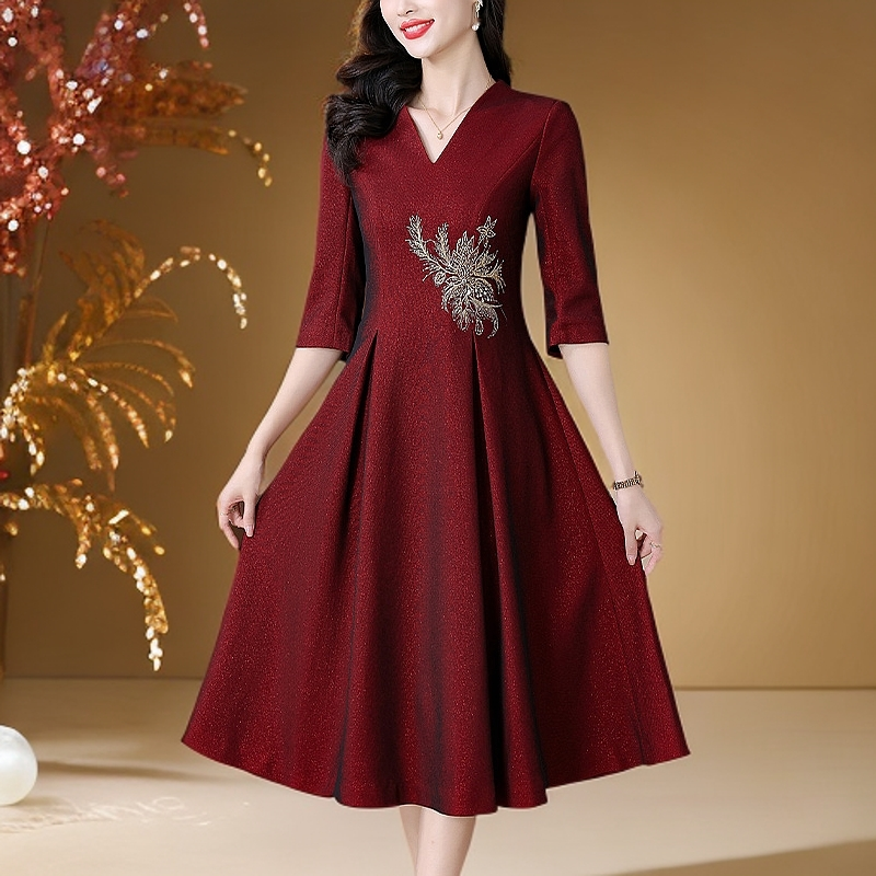 高端妈妈结婚礼服裙高贵洋气2025秋冬新款年轻喜婆婆丈母娘婚宴装