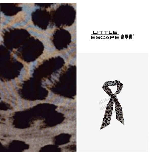 小乖逃休闲时尚豹纹丝巾百搭款N95056