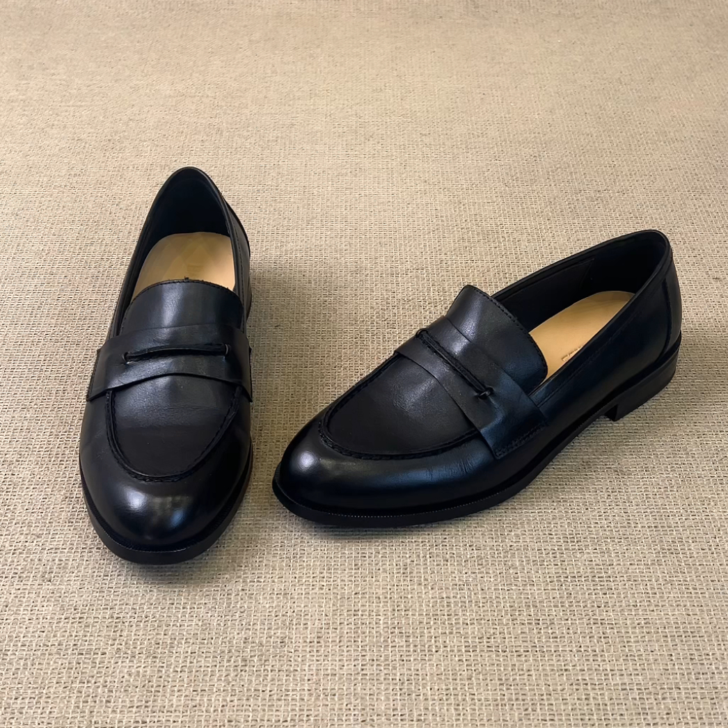 RubyL/2.5cm复古极简风通勤百搭舒适一脚蹬圆头深口粗跟单鞋女款