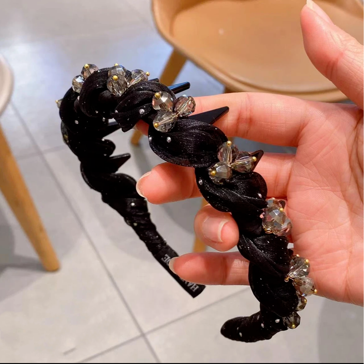 春夏高定轻纱水晶轻奢蓬松高颅顶发箍A58