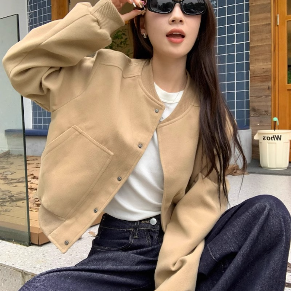 2025年春季新款棒球服女高级外套短款时尚洋气减龄小个子上衣潮