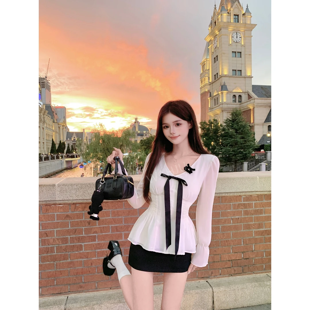 法式温柔蝴蝶结长袖衬衫上衣半身裙女设计感V领衬衣短裙套装秋季