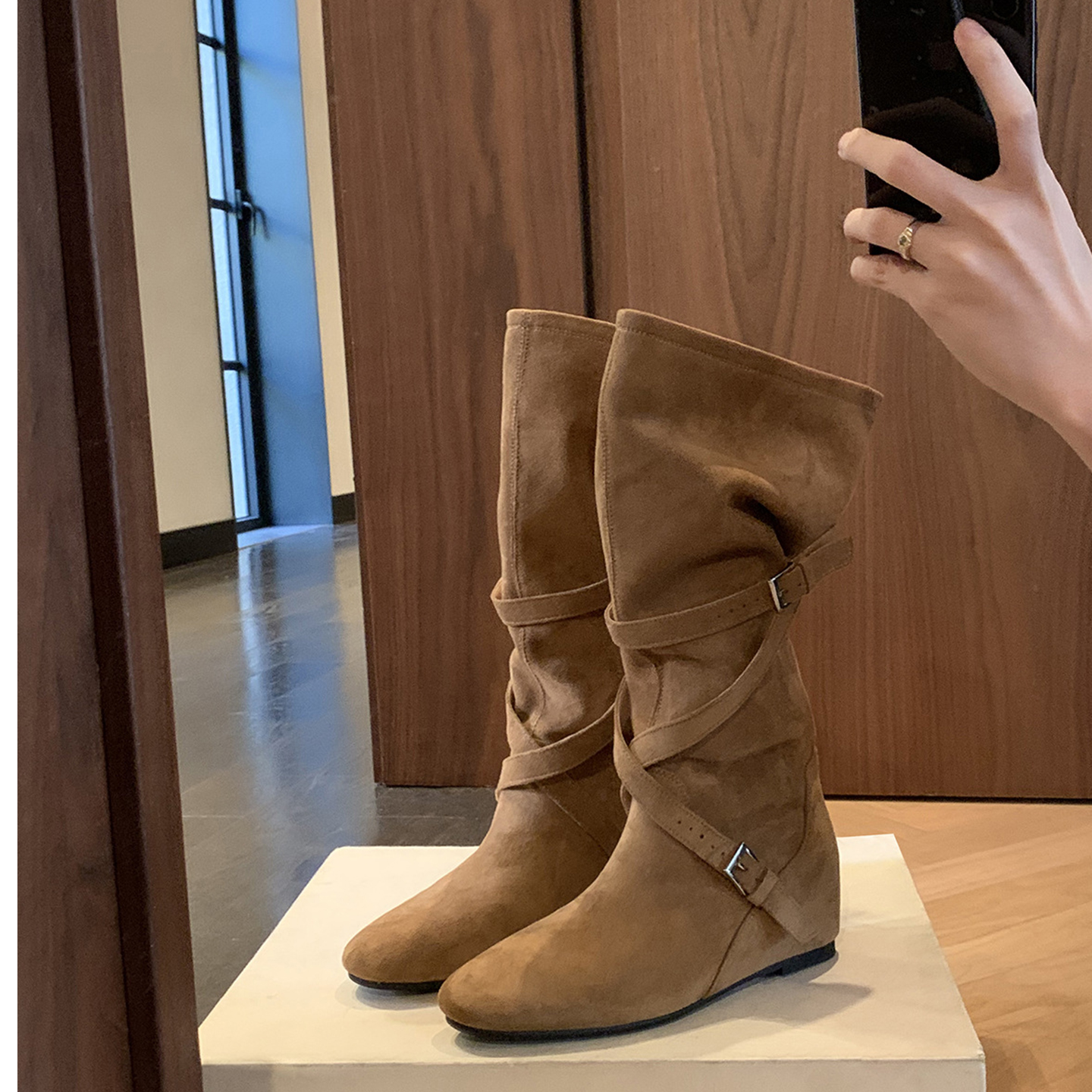 软皮版~增高5cm软皮圆头显瘦中筒靴女秋冬新款柔软褶皱长筒堆堆靴