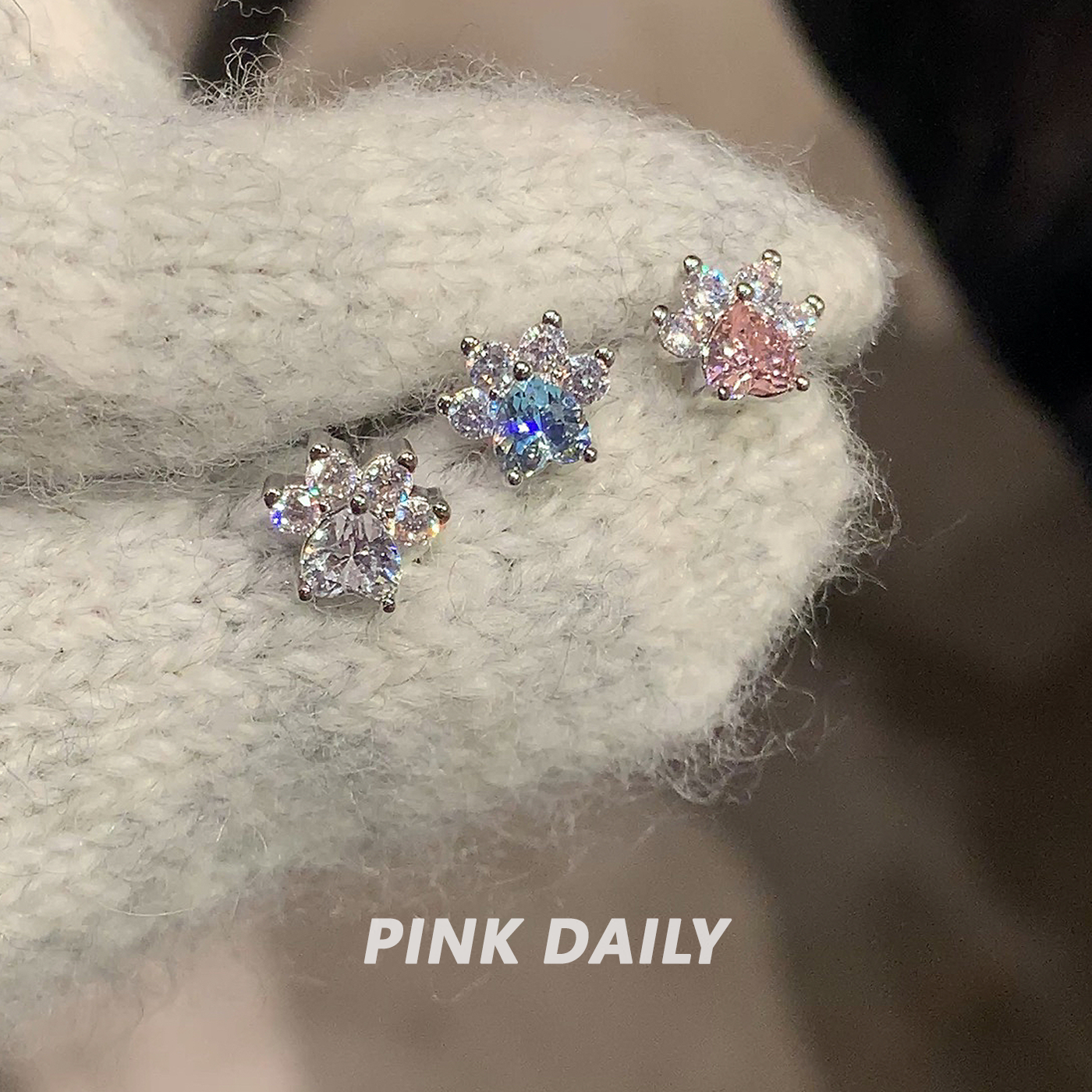 钛钢耳饰 Pink Daily可爱猫爪迷你锆石耳骨钉睡觉免摘耳蜗钉百搭