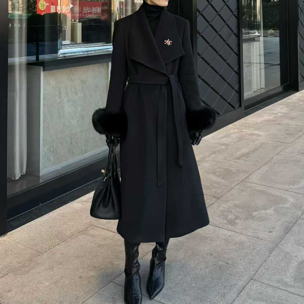 【毛呢外套】秋冬流行新款高级气质狐狸毛系带厚款白鸭绒羽绒服大衣