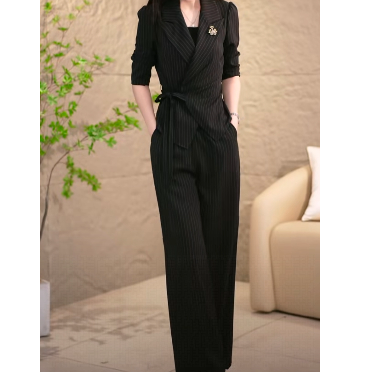 艾薇娜2025秋季新款轻奢高端百搭优雅精致显瘦减龄两件套套装