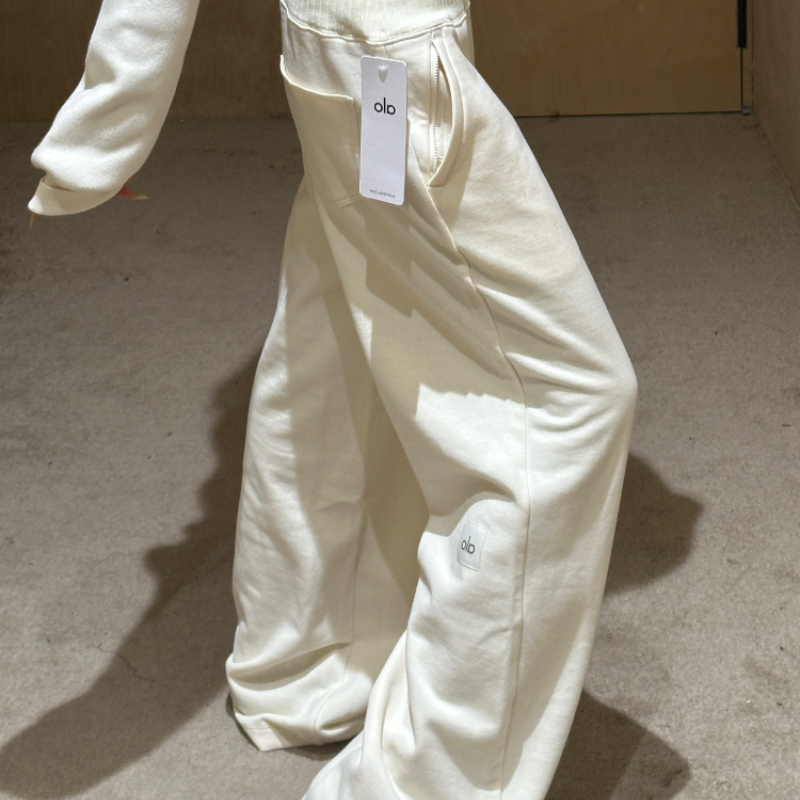 2025秋冬季新款慵懒宽松阔腿裤女高腰显瘦直筒垂感糯米裤垂感卫裤