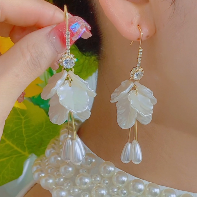 铜合金合成锆石耳饰 甜美瑞丽日韩素款温柔女时尚复古时尚220