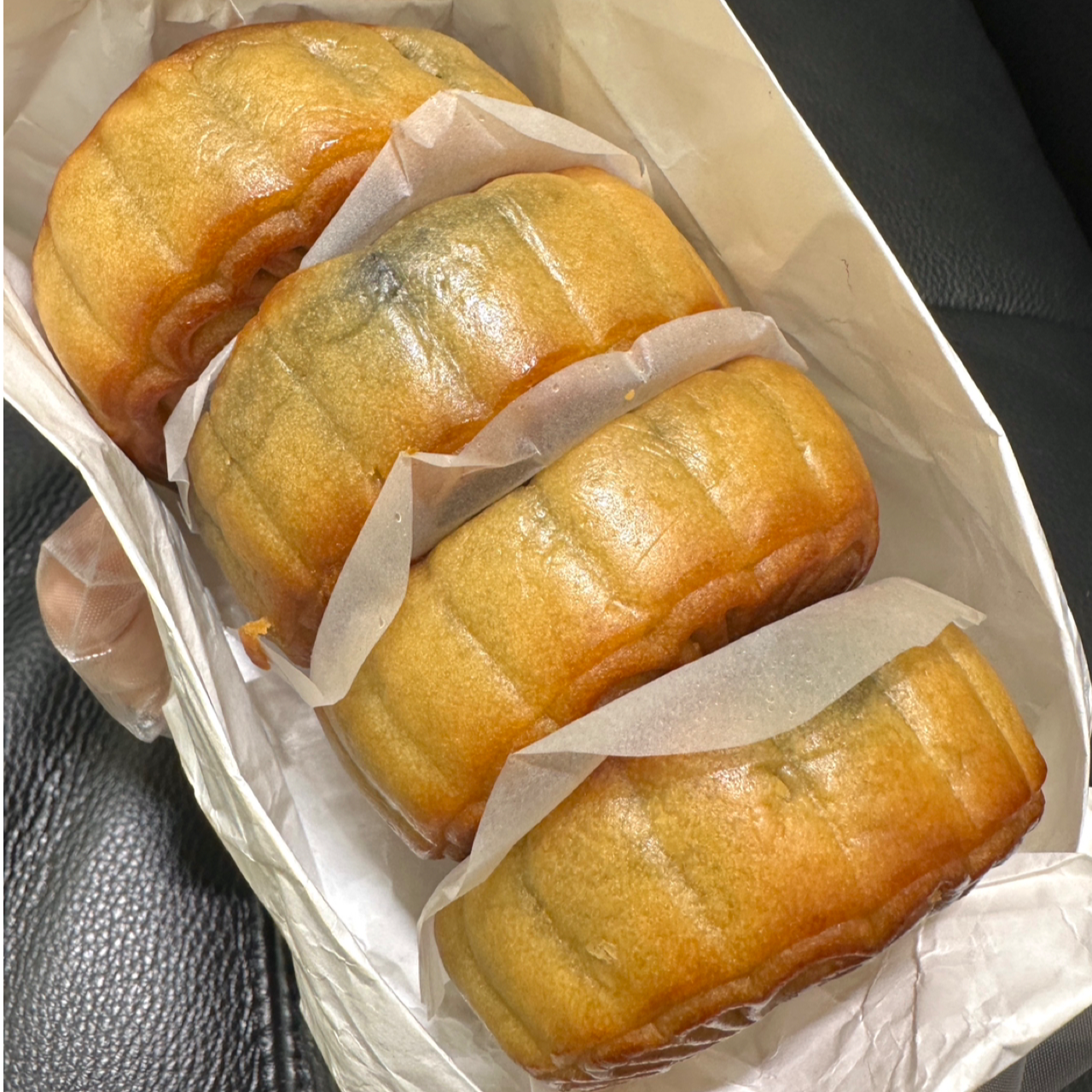 〖当天现做〗老广饼哥柴火乌豆沙月饼广东黑豆沙特产纸包零食糕点