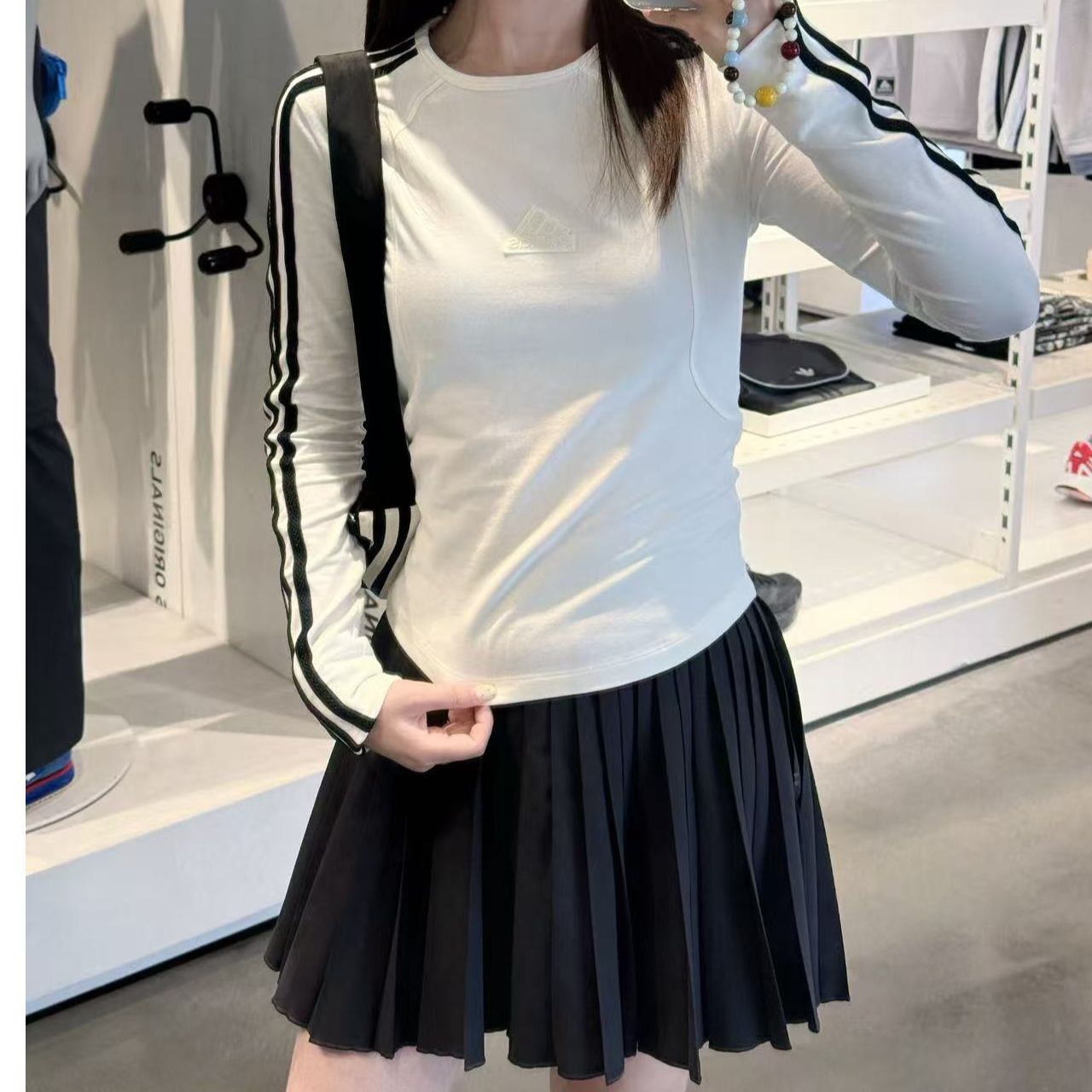 【劲浪体育】阿迪达斯休闲时尚系列TEE LS女款长袖T恤JW4643