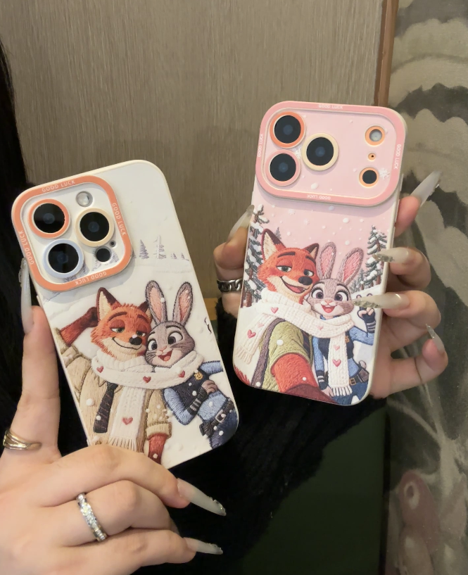 刺绣疯狂动物城适用iPhone17promax苹果16手机壳小众网红15全包潮