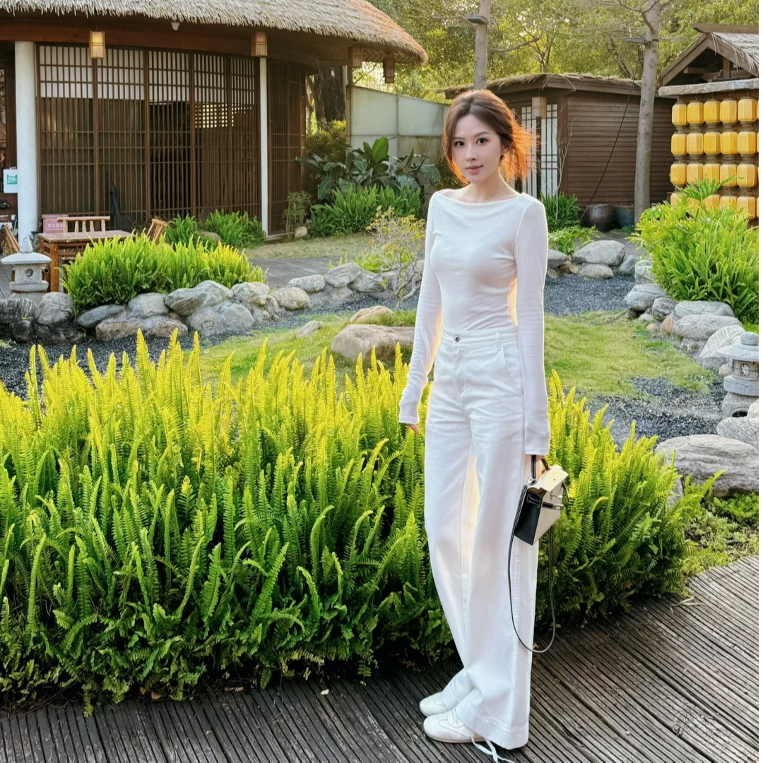 2025夏季新款时尚长袖上衣气质显瘦洋气休闲百搭甜美温柔外穿上衣