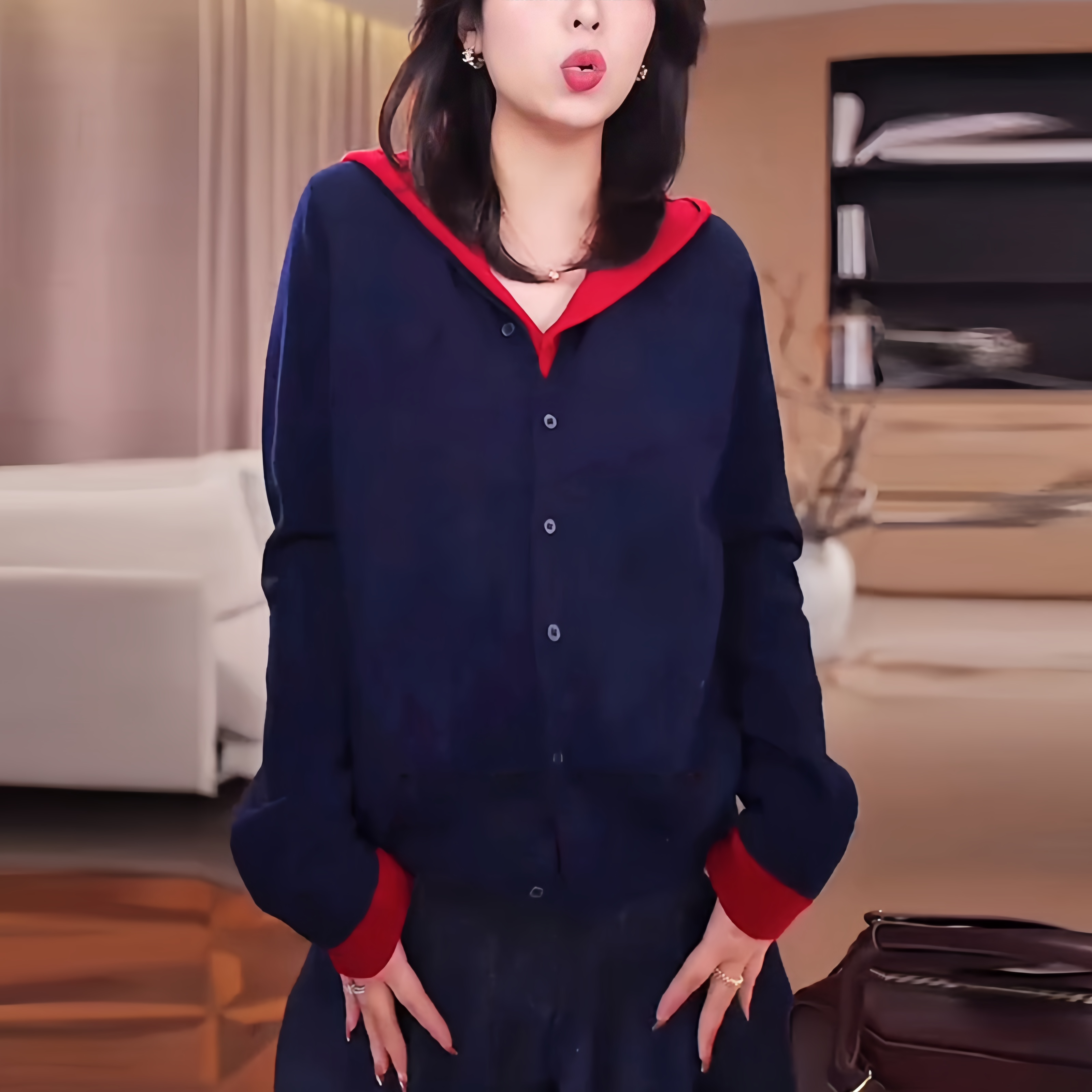 亲肤舒适假两件连帽毛衣女2025春秋季新款高级感气质宽松百搭上衣