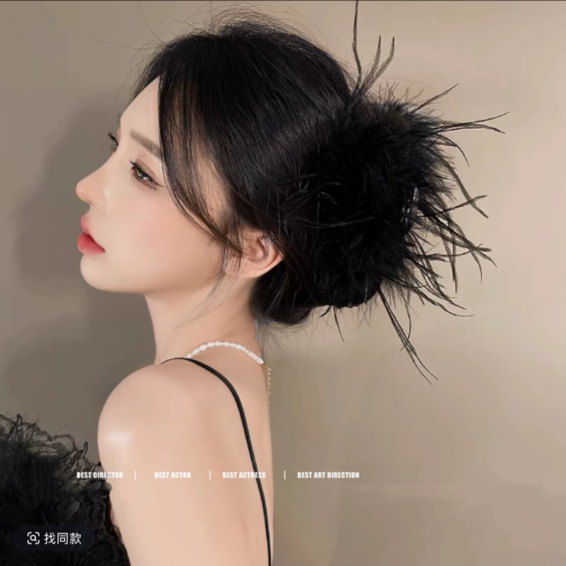 专属 超仙羽毛~ins风鸵鸟气质高级感夾子毛毛鲨鱼夹后脑勺发夹