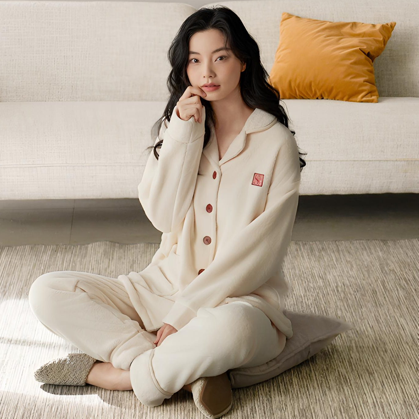 睡衣女款爆款2025新款冬季加厚加绒冬款珊瑚绒法兰绒纽扣白色套装