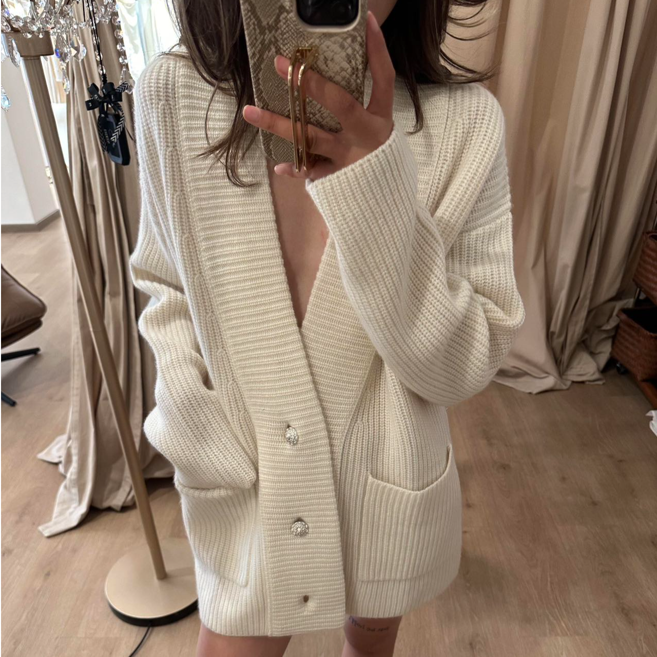 2025春季新款时尚针织开衫气质显瘦洋气休闲百搭温柔性感辣妹上衣