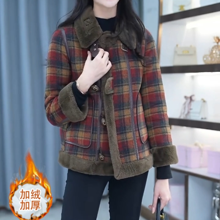 时尚洋气百搭格子毛呢短外套女冬季新款加绒加厚皮毛一体保暖上衣
