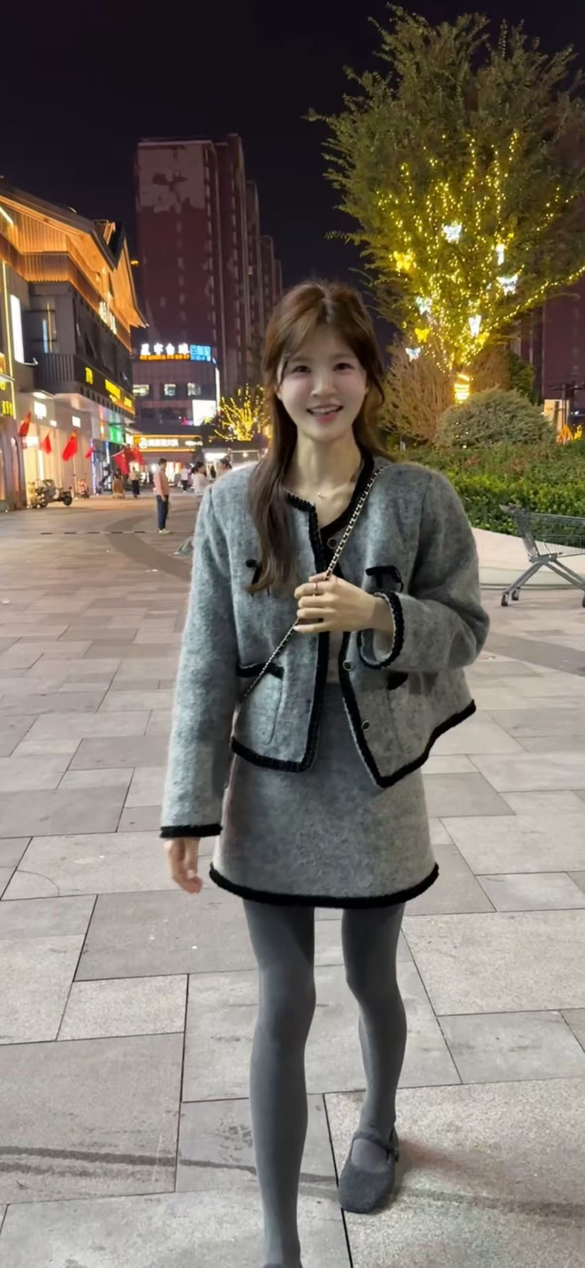 【小千金】 韩系小香风气质名媛羽绒套装