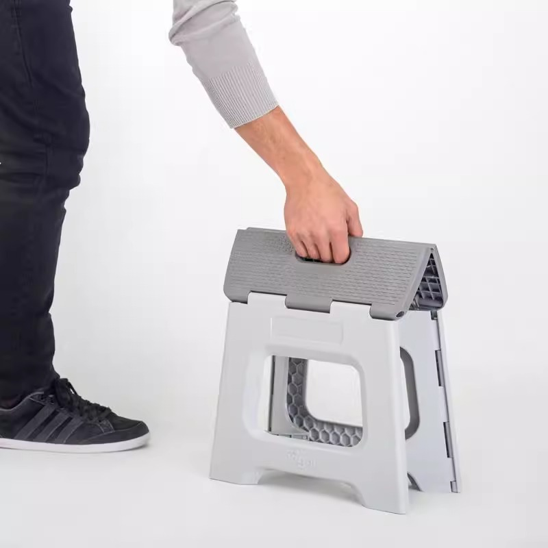 西班牙vigar折叠凳家用成人儿童加厚便携梯凳户外塑料小板凳浴室