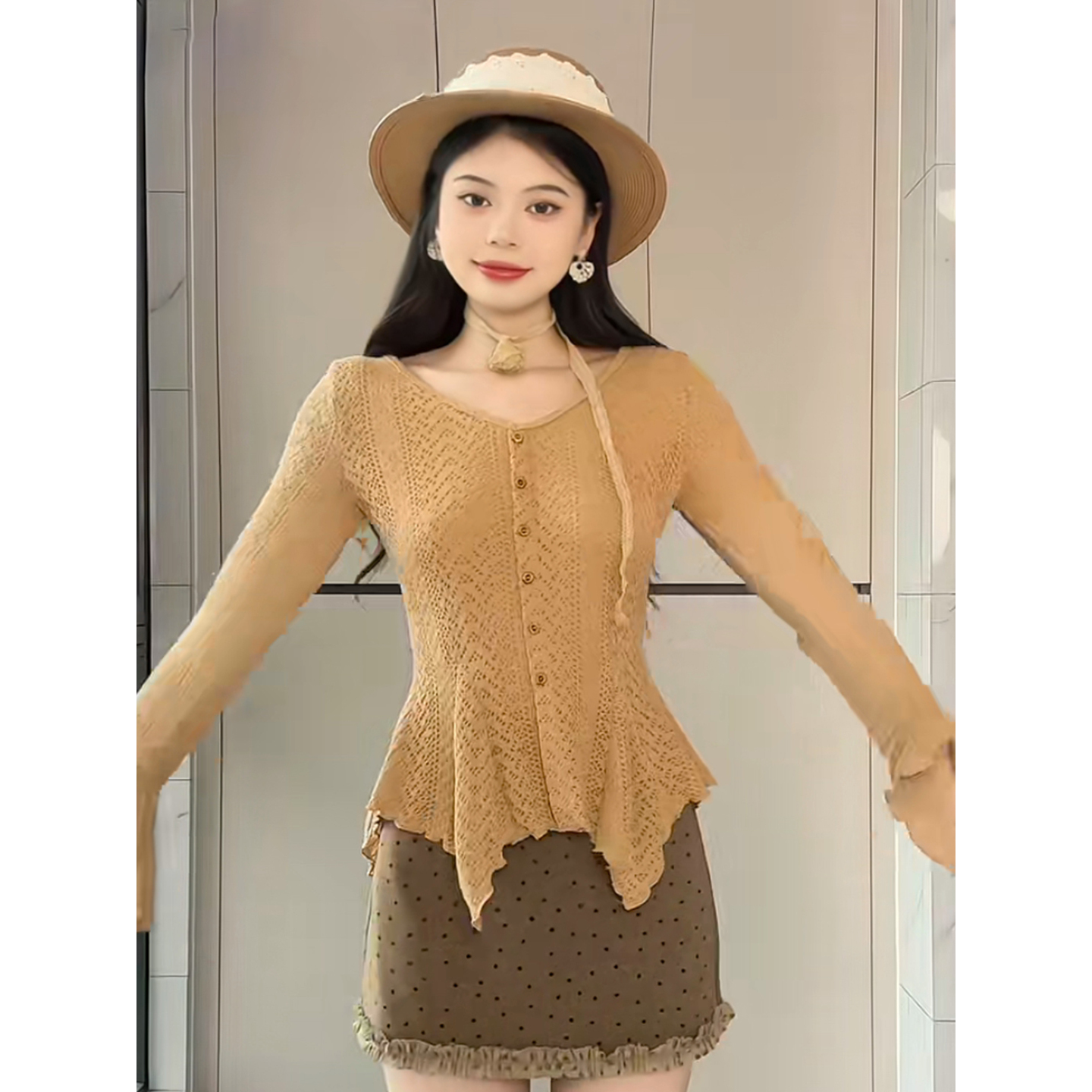 卡其色不规则长袖T恤女2025秋巨好看设计感独特漂亮显瘦气质上衣